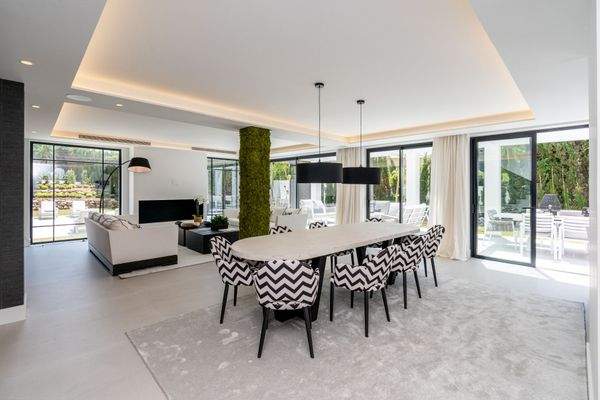 Photo: Villa in Nueva Andalucia