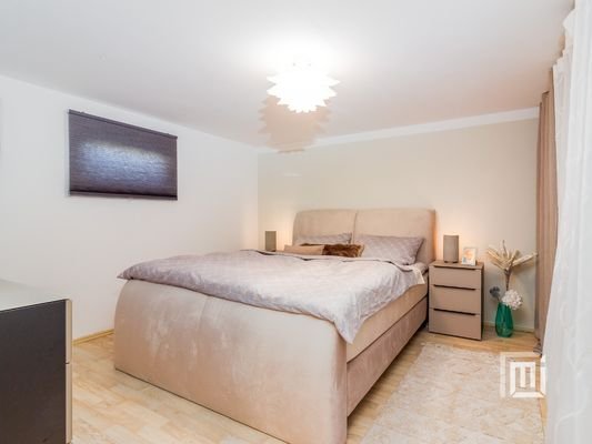 Schlafzimmer-Anbau-Kellergeschoss.jpg