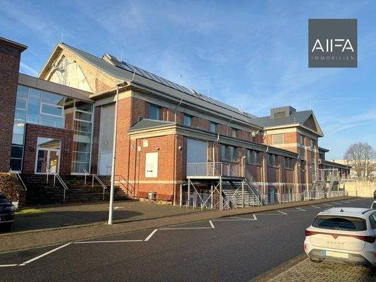 Straßenansicht aus Osten