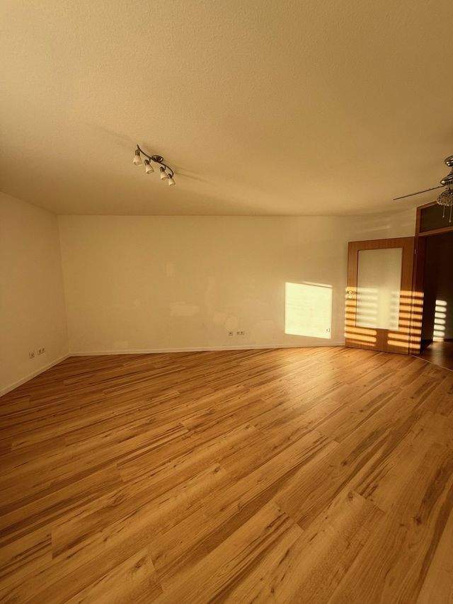 Gemütliche 2-Zimmer-Seniorenwohnung ab 60 Jahren! - Fürth - Foto 2