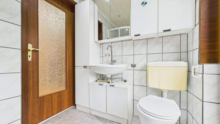 CAM03143G0-PR0197-STILL023