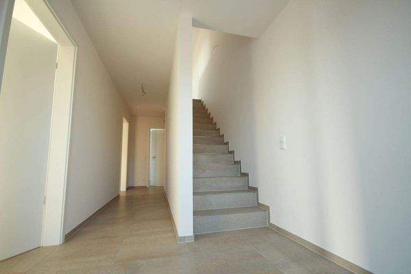 Aufgang ausgebautes Dachgeschoss