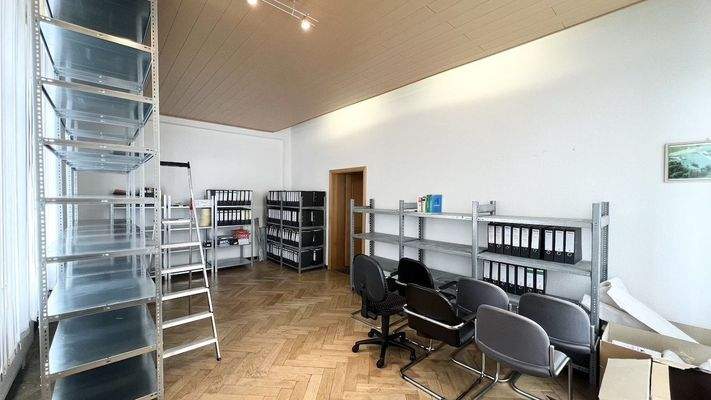 Zimmer im Bürogebäude