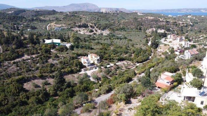 Kreta, Aspro: Grundstück in der Nähe von Almyrida Beach zu verkaufen