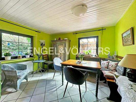 Essbereich mit Kamin