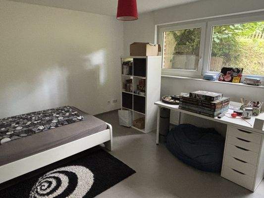 Zimmer im Souterrain