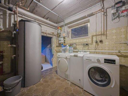 25 Heiz- & Waschraum