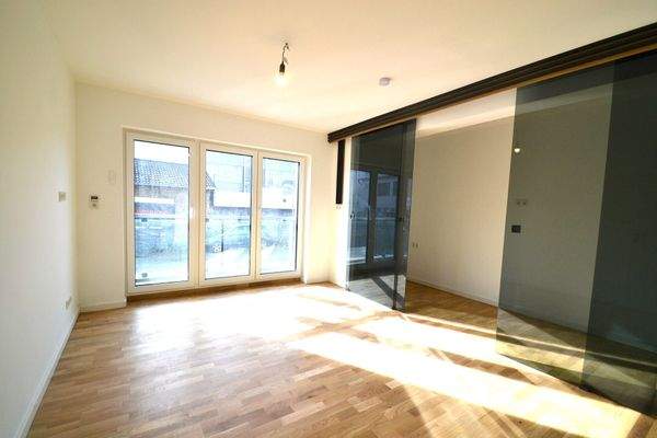 Teilansicht Schlafzimmer mit Ankleide