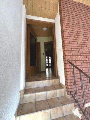 Zugang Anbau zum Haupthaus