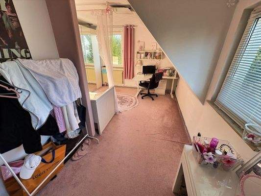 Kinderzimmer 1 Dachgeschoss