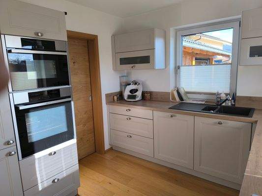 hochwertige Einbauküche