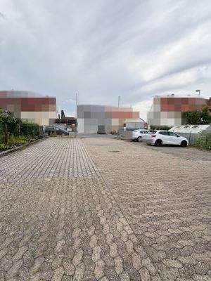 .. viel Fläche für KFZ !