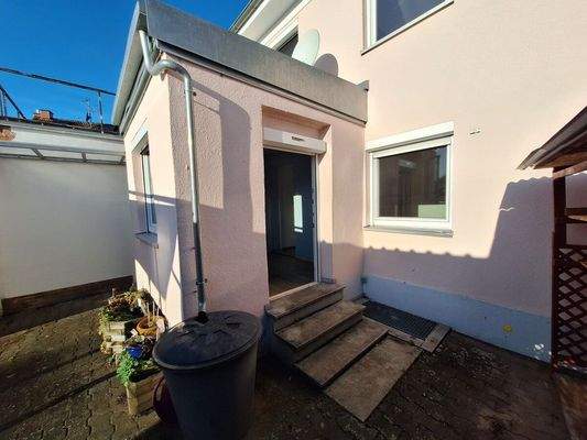 Hauseingang Gartenseite