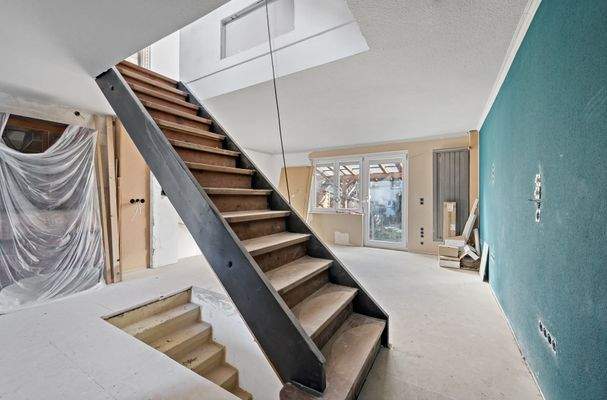 Treppenaufgang zu OG