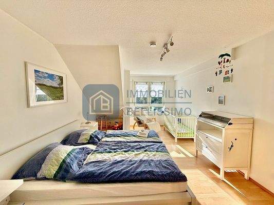 Schlafraum OG 2 von 3