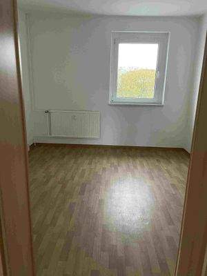 Blick ins Schlafzimmer vom WZ aus