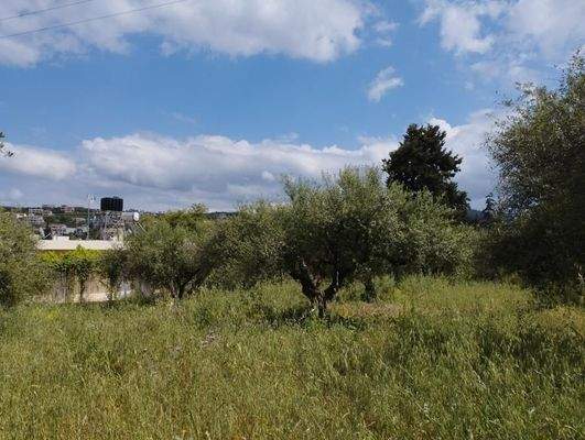 Kreta, Kalyves: Erstaunliches Grundstück im Zentrum von Kalyves zum Verkauf