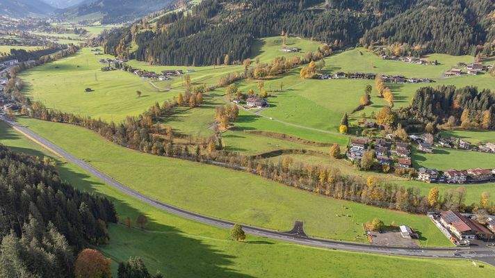 KITZIMMO-Gewerbegrundstück in Toplage kaufen - Immobilien Aurach bei Kitzbühel.