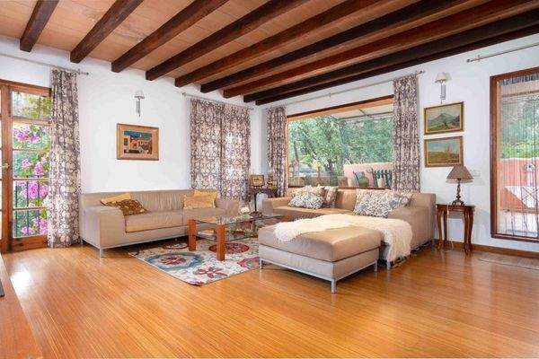 Finca mit Privatsphäre und Bergblick zum Verkauf in Puigpunyent, Mallorca