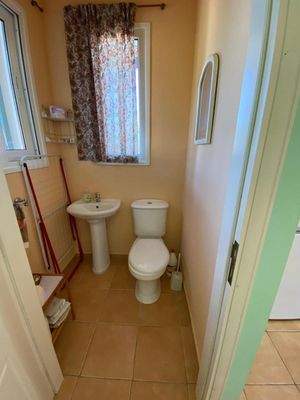 370-1 - Copy - Copy - Copy.jpg