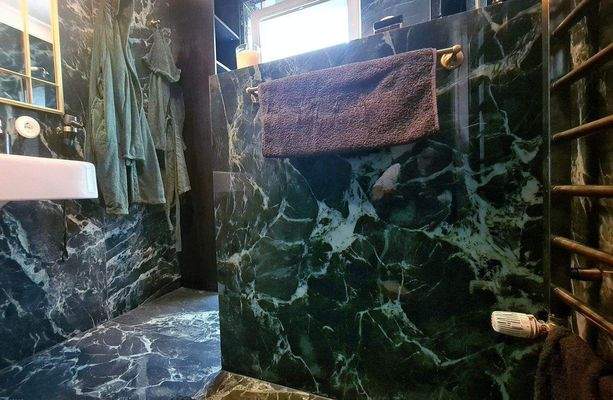 1. Obergeschoss Badebereich (10).jpeg