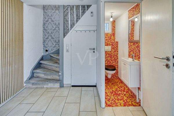 Eingangsbereich mit Gäste-WC