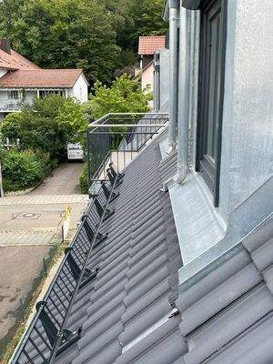 Blick-Balkon_auf_Dachterasse