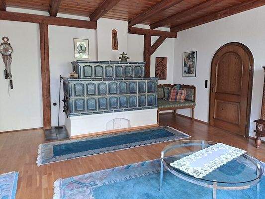 Alte Schmiede Kachelofen im Wohnbereich