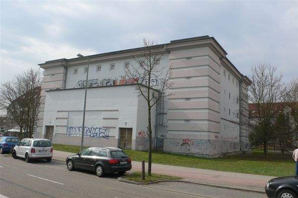 Vorderseite des Objekts