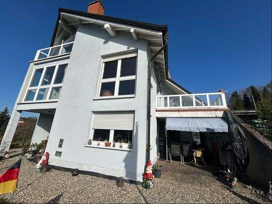 Hausansicht aus dem Garten