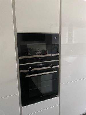 hochwertige Geräte EBK