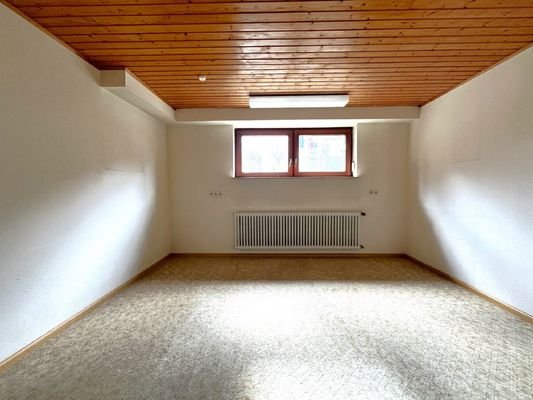 UG: Hobbyraum 2 / Zimmer 10