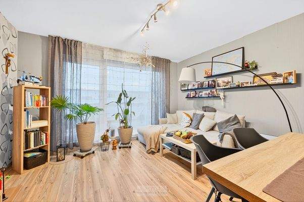 Wohnzimmer Ansicht 2