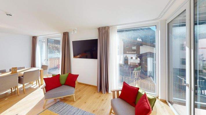 104-Chalet-Zwieselstein-Living-Room.jpg
