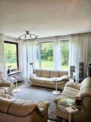 Wohnen mit Blick in den Garten