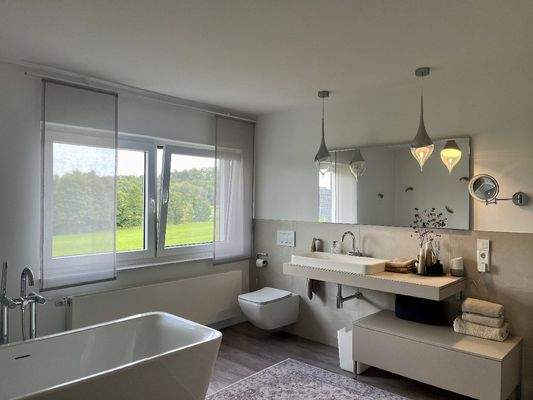 Dusch - und Wannenbad Obergeschoss