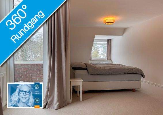 OG Schlafzimmer mit Balkon