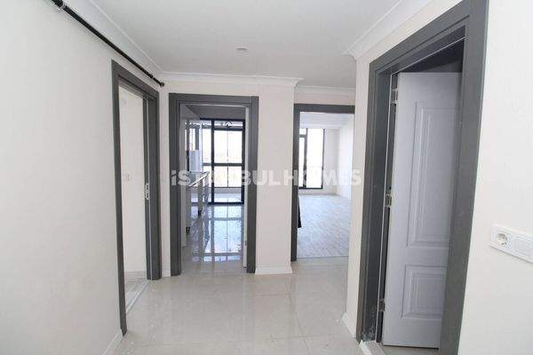 New Build Apartment Near Amenities in Eyupsultan Istanbul