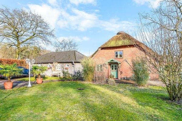 Haupthaus und Gästehaus