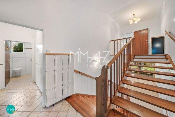 Top 2 Eingangsbereich