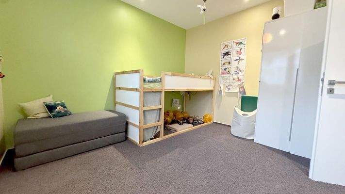 Kinderzimmer (EG links)