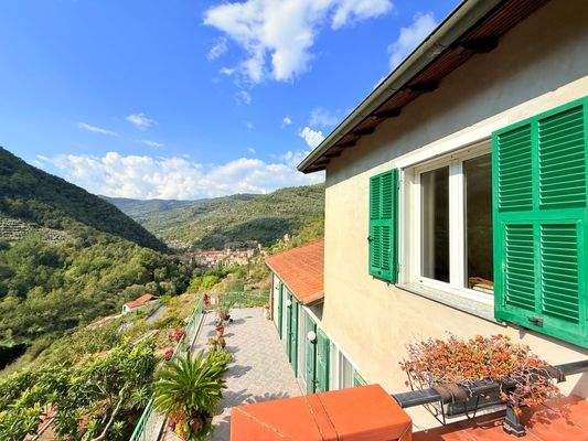 AP_1050_TERRA ITALIA IMMOBILIEN_LIGURIEN_APRICALE_