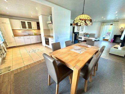 Wohn-/Ess-/Küchenbereich EG