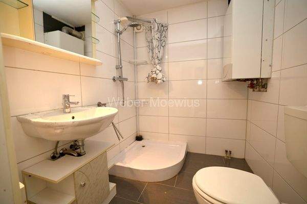 3411 Bad Gartengeschoss