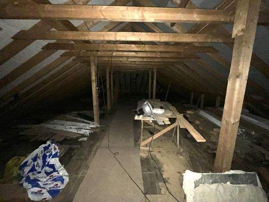 Dachgeschoss neu 2000 als Ausbaumöglichkeit