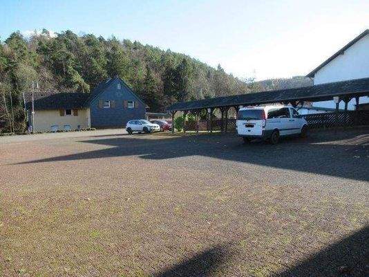 Kundenparkplatz/ Bauplatz