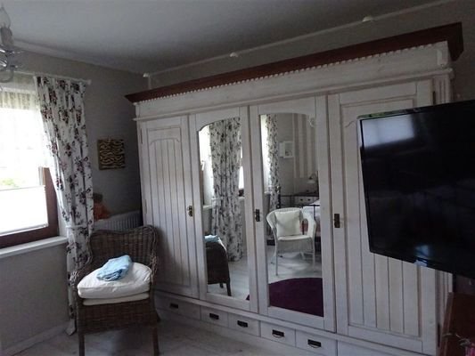 Schlafzimmer1