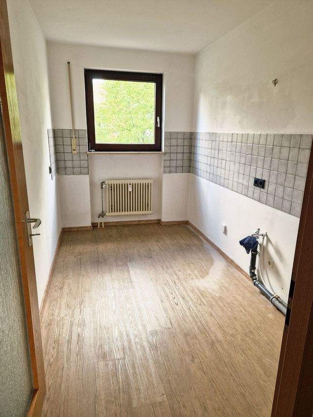 Thon: gemütliche 2-Zi.-Wohnung mit sonnigem Balkon! - Photo 4