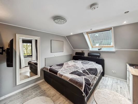 Schlafzimmer I 