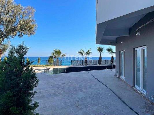 Seafront Apartments with Panoramic Sea Views in Mersin